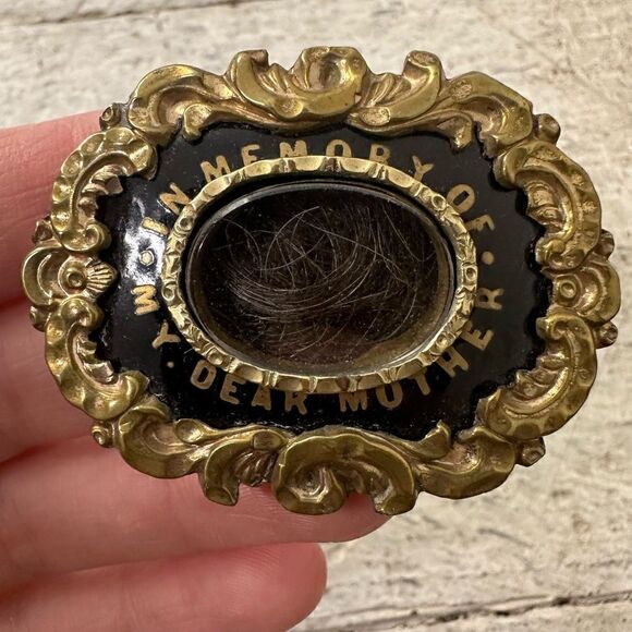 Antique Mourning Hair Locket Dear Mother Brooch - Picture 1 of 7